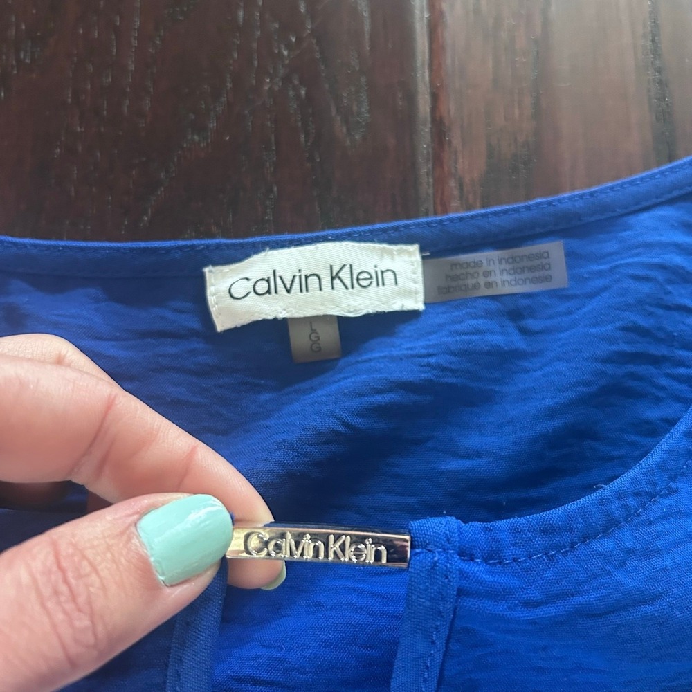 Calvin Klein Royal Blue Blouse Cuffed Short Sleeve Textured Top Size L Career - Picture 3 of 8